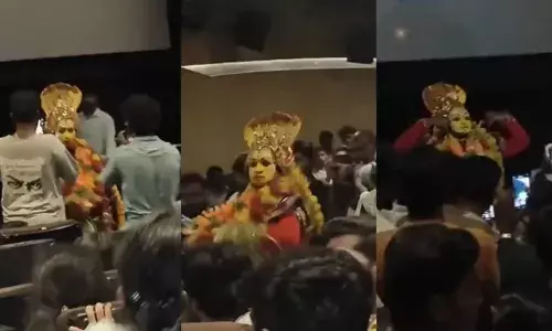 കാന്താര പ്രദര്‍ശനം അവസാനിച്ചതിന് പിന്നാലെ ആളുകളിലേക്ക് ഓടിക്കയറി പഞ്ചുരു തെയ്യം; വരാഹ രൂപം പാട്ടിന് ചുവട്‌വെച്ചു; ഞെട്ടി കാണികള്‍; വീഡിയോ വൈറല്‍