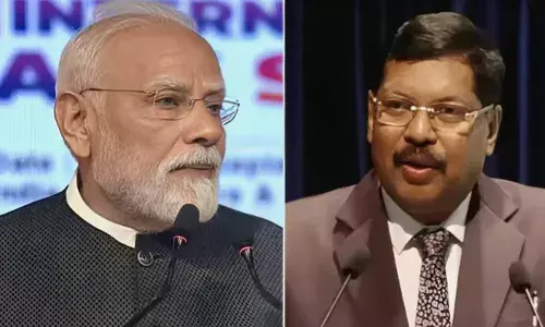 നിന്ദ്യമായ പ്രവൃത്തി, ഓരോ ഇന്ത്യക്കാരനേയും രോഷാകുലരാക്കി; സുപ്രീം കോടതിയിലെ ആക്രമണത്തില്‍ അപലപിച്ച് പ്രധാനമന്ത്രി;  ചീഫ് ജസ്റ്റിസ് ബി ആര്‍ ഗവായ്യുമായി ഫോണില്‍ സംസാരിച്ചു