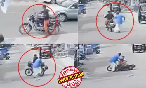 ആശുപത്രിയില്‍വച്ച് ബൈക്ക് മോഷണം പോയി;  പൊലീസ് സ്റ്റേഷനില്‍ പരാതി നല്‍കി മടങ്ങവെ ബൈക്കുമായി മോഷ്ടാവ് തൊട്ടുമുന്നില്‍; ഓടിച്ചിട്ട് പിടിച്ച് ബൈക്ക് ഉടമ; വണ്ടിയെടുത്ത് ഓട്ടാന്‍ ഒരു മോഹം തോന്നി, അല്ലാതെ നാടുവിടാന്‍ അല്ലെന്ന് കള്ളന്‍; പാലക്കാട് പട്ടാപ്പകല്‍ നടന്നത്