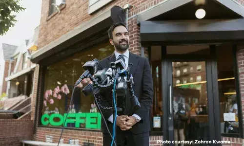 ദീപാവലി, ഹോളി, രക്ഷാബന്ധന് എന്നിവയുടെ കഥകളും ആചാരങ്ങളും എന്നെ മൂല്യങ്ങള് പഠിപ്പിച്ചു; ന്യൂയോര്ക്ക് നഗര മേയര് സ്ഥാനാര്ത്ഥി മമ്ദാനി ദീപാവലി, ഹോളി, രക്ഷാബന്ധന് എന്നിവയുടെ കഥകളും ആചാരങ്ങളും എന്നെ മൂല്യങ്ങള് പഠിപ്പിച്ചു; ന്യൂയോര്ക്ക് നഗര മേയര് സ്ഥാനാര്ത്ഥി മമ്ദാനി