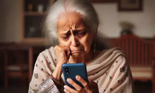 ഈ നമ്പറിൽ വിളിച്ചാൽ നിങ്ങൾക്ക് ജോലിക്കാരെ എത്തിച്ച് നൽകാം; സോഷ്യൽ മീഡിയയിൽ തെളിഞ്ഞ പരസ്യം കണ്ട് ഫോൺ വിളി; പിന്നാലെ വയോധിക ചെന്നു പെട്ടത് ഊരാക്കുടുക്കിൽ