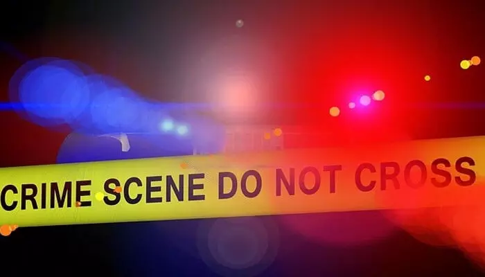 വൃക്കരോഗിയായ ഭാര്യയെ ആശുപത്രിയിലെത്തി കഴുത്ത് ഞെരിച്ചു കൊന്നു; പിന്നാലെ ആത്മഹത്യയ്ക്ക് ശ്രമിച്ച് ഭര്ത്താവ് വൃക്കരോഗിയായ ഭാര്യയെ ആശുപത്രിയിലെത്തി കഴുത്ത് ഞെരിച്ചു കൊന്നു; പിന്നാലെ ആത്മഹത്യയ്ക്ക് ശ്രമിച്ച് ഭര്ത്താവ്