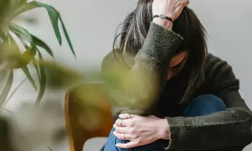 ഞാൻ ഒട്ടും വയ്യ..എന്ന് പറഞ്ഞിട്ട് പോലും കേട്ടില്ല; ആകെ തകർന്നുപോയി; ഇടയ്ക്ക് ശ്വസിക്കാനായില്ല, നിർത്താതെ കരഞ്ഞു; എന്നിട്ടും ഒരു മാറ്റവും ഉണ്ടായില്ല; ദുരനുഭവം തുറന്നുപറഞ്ഞ് യുവതി