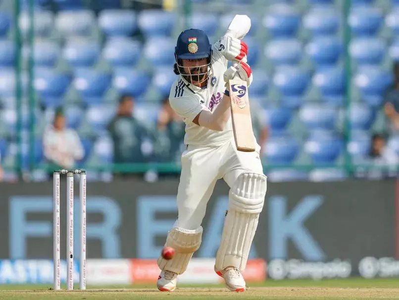 ശ്രദ്ധയോടെ തുടങ്ങി ജെയ്‌സ്വാള്‍; പതിവിന് വിപരീതമായി വേഗത്തില്‍ റണ്‍സ് കണ്ടെത്തി കെ എല്‍ രാഹുല്‍; വെസ്റ്റ് ഇന്‍ഡീസിനെതിരെ രണ്ടാം ടെസ്റ്റില്‍ ഇന്ത്യക്ക് മികച്ച തുടക്കം; ഉച്ചഭക്ഷണത്തിന് പിരിയുമ്പോള്‍ ഒരു വിക്കറ്റ് നഷ്ടത്തില്‍ 94 റണ്‍സെന്ന നിലയില്‍