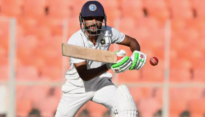 രഞ്ജി ട്രോഫിയില്‍ ചരിത്രത്തിലാദ്യമായി കേരളത്തെ ഫൈനലില്‍ എത്തിച്ചിട്ടും സച്ചിന്‍ ബേബി ക്യാപ്റ്റന്‍ സ്ഥാനത്ത് നിന്നും പുറത്ത്;  മുഹമ്മദ് അസറുദ്ദീന്‍ പുതിയ നായകന്‍;  സഞ്ജു സാംസണും ടീമില്‍; 15 അംഗ ടീമിനെ പ്രഖ്യാപിച്ചു; സീസണിലെ ആദ്യ മത്സരം മഹാരാഷ്ട്രയ്‌ക്കെതിരെ