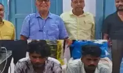 കോടികള് വിലമതിക്കുന്ന തായ് കഞ്ചാവുമായി മലയാളി യുവാക്കള് ഇന്ത്യ - നേപ്പാള് അതിര്ത്തിയില് അറസ്റ്റില്; ഉത്തര്പ്രദേശ് കസ്റ്റംസിന്റെ പിടിയിലായത് അന്താരാഷ്ട്ര മയക്കുമരുന്ന് കടത്ത് ശൃംഖലയിലെ അംഗങ്ങള് കോടികള് വിലമതിക്കുന്ന തായ് കഞ്ചാവുമായി മലയാളി യുവാക്കള് ഇന്ത്യ - നേപ്പാള് അതിര്ത്തിയില് അറസ്റ്റില്; ഉത്തര്പ്രദേശ് കസ്റ്റംസിന്റെ പിടിയിലായത് അന്താരാഷ്ട്ര മയക്കുമരുന്ന് കടത്ത് ശൃംഖലയിലെ അംഗങ്ങള്