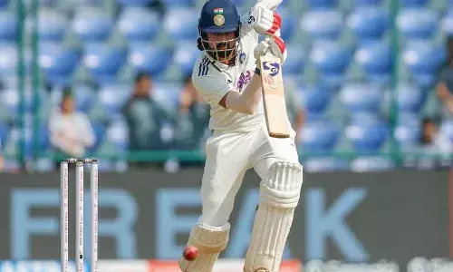 ശ്രദ്ധയോടെ തുടങ്ങി ജെയ്‌സ്വാള്‍; പതിവിന് വിപരീതമായി വേഗത്തില്‍ റണ്‍സ് കണ്ടെത്തി കെ എല്‍ രാഹുല്‍; വെസ്റ്റ് ഇന്‍ഡീസിനെതിരെ രണ്ടാം ടെസ്റ്റില്‍ ഇന്ത്യക്ക് മികച്ച തുടക്കം; ഉച്ചഭക്ഷണത്തിന് പിരിയുമ്പോള്‍ ഒരു വിക്കറ്റ് നഷ്ടത്തില്‍ 94 റണ്‍സെന്ന നിലയില്‍