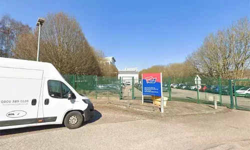 റൂളര്‍ കൊണ്ട് വിദ്യാര്‍ത്ഥിയെ തല്ലി; അധ്യാപകന് അദ്ധ്യാപനത്തില്‍ നിന്നും ആജീവനാന്ത വിലക്ക്