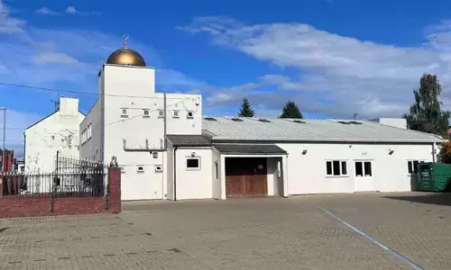 6 വയസ്സുള്ള ആണ്‍കുട്ടിയുടെയും പെണ്‍കുട്ടിയുടെയും നിക്കാഹ് നടത്തിക്കൊടുത്തു; ബ്രിട്ടനിലെ ഇമാം കുറ്റക്കാരന്‍ എന്ന് കോടതി