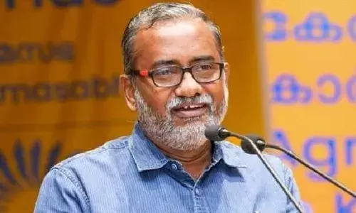 ഉദ്യോഗസ്ഥര്‍ ചക്രവര്‍ത്തിമാരല്ലെന്നും സര്‍ക്കാര്‍ ജീവനക്കാര്‍ ജനങ്ങളുടെ നികുതി പണം ശമ്പളമായി വാങ്ങുന്നവരാണ് എന്ന ഓര്‍മ വേണമെന്നും മന്ത്രി പ്രസാദ്; വനം വകുപ്പ് ഉദ്യോഗസ്ഥര്‍ക്ക് പൊതു വേദിയില്‍ വിമര്‍ശനം