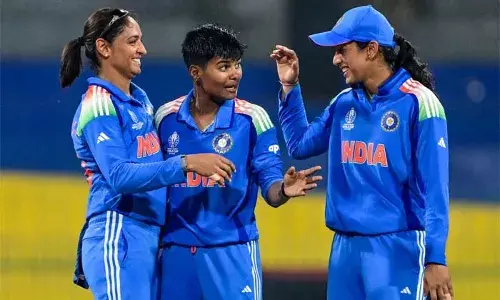 നിലവില്‍ 4 പോയന്റോടെ മൂന്നാം സ്ഥാനത്ത്; ആശ്വാസമാകുന്നത് റണ്‍റേറ്റിലെ മേല്‍ക്കൈ; സെമി കാണാന്‍ ഇനിയുള്ള 4 കളിയില്‍ 3 ജയം അനിവാര്യം; വനിത ഏകദിന ലോകകപ്പില്‍ ഇന്ത്യയുടെ സാധ്യതകള്‍ ഇങ്ങനെ