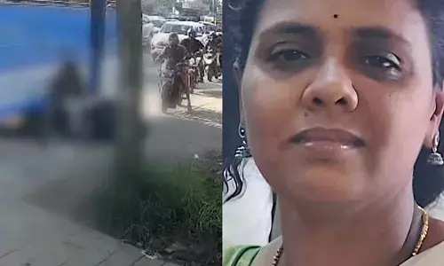 സ്കൂട്ടർ നിയന്ത്രണം വിട്ട് മറിഞ്ഞു; ബസിന്റെ പിൻചക്രം തലയിൽ ഇടിച്ച് യുവതിക്ക് ദാരുണാന്ത്യം; സംഭവം തൃശൂരിൽ