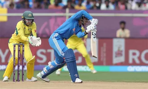 തകര്‍ത്തടിച്ച് അര്‍ധ്വസെഞ്ച്വറിയുമായി സ്മൃതിയും റാവലും; കുറിച്ചത് ഏകദിനത്തില്‍ ഇന്ത്യന്‍ വനിത ടീമിന്റെ ഉയര്‍ന്ന ടോട്ടല്‍; ഓസ്‌ട്രേലിയയ്ക്ക് ജയിക്കാന്‍ 330 ന്റെ കൂറ്റന്‍ ലക്ഷ്യം; ഓസ്‌ട്രേലിയക്ക് 1 വിക്കറ്റ് നഷ്ടം