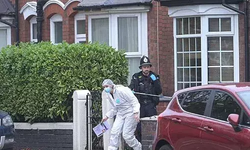 രണ്ടു കുട്ടികളെ കൊന്ന സ്ത്രീ സ്റ്റാഫോര്‍ഡില്‍ അറസ്റ്റില്‍; കൃത്യം  ചെയ്തത് പാക്കിസ്ഥാനില്‍ നിന്നും പത്ത് മാസം മുമ്പെത്തിയ വനിത