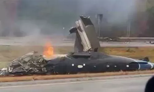 കനത്ത മഴയും കാറ്റും; അമേരിക്കയിലെ മസാച്യുസെറ്റ്സ് ഹൈവേയില്‍ ചെറുവിമാനം തകര്‍ന്നുവീണ് രണ്ടു മരണം