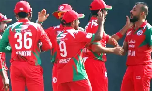 ലോകകപ്പ് ട്വന്റി20 യോഗ്യതാ മത്സരം;  സൂപ്പര്‍ സിക്സ് റൗണ്ടില്‍ യുഎഇയെ കീഴടക്കി ഒമാന്‍; വിജയം അഞ്ച് വിക്കറ്റിന്