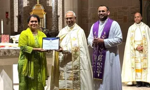 വിശുദ്ധ മറിയം ത്രേസ്യാ സീറോ മലബാര് മിഷനില് തിയോളജി ഡിപ്ലോമ ഗ്രാജ്വേറ്റ്സിനെ ആദരിച്ചു വിശുദ്ധ മറിയം ത്രേസ്യാ സീറോ മലബാര് മിഷനില് തിയോളജി ഡിപ്ലോമ ഗ്രാജ്വേറ്റ്സിനെ ആദരിച്ചു