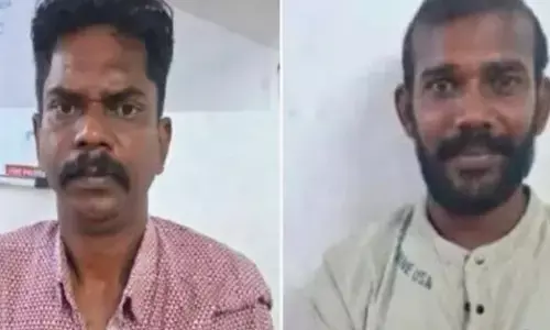 ക്ഷേത്ര ദർശനം കഴിഞ്ഞ് കുഞ്ഞുമായി ഇറങ്ങുന്ന യുവതിയെ നോക്കിവെച്ചു; പിന്തുടർന്നെത്തി കഴുത്തിൽ കിടന്ന മാല പൊട്ടിക്കൽ; മുകളിലിരിക്കുന്നവൻ എല്ലാം കൈയ്യോടെ ഒപ്പിയെടുത്തു; ഒടുവിൽ സംഭവിച്ചത്