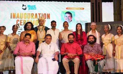 വിസ്മയങ്ങള് വിരിയിച്ച് മാജിക് പ്ലാനറ്റില് ദ ലെജന്റ് മിത്ത്സ് ആന്റ് മാജിക്കിന് അരങ്ങുണര്ന്നു വിസ്മയങ്ങള് വിരിയിച്ച് മാജിക് പ്ലാനറ്റില് ദ ലെജന്റ് മിത്ത്സ് ആന്റ് മാജിക്കിന് അരങ്ങുണര്ന്നു