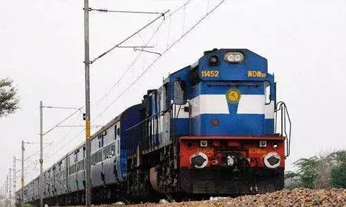 തിരുവനന്തപുരം-മധുര റൂട്ടില്‍ മാത്രം ഓടിയിരുന്ന അമൃത എക്സ്പ്രസ് ഇനി രാമേശ്വരത്തേക്കും; ഇന്ന് മുതല്‍ സര്‍വീസ് ആരംഭിക്കും; ഇതോടെ കേരളത്തില്‍നിന്ന് നേരിട്ട് രാമേശ്വരത്തേക്ക് പോകുന്ന ഏക തീവണ്ടിയായി അമൃത എക്സ്പ്രസ്