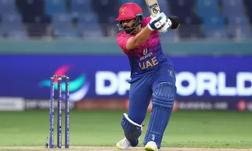 മലയാളി താരം അലിഷാൻ ഷറഫുവിന്റെ മികച്ച ബാറ്റിംഗ് പ്രകടനം; സമോവയെ 77 റൺസിന് പരാജയപ്പെടുത്തി യുഎഇ; ടി20 ലോകകപ്പിനായി യോഗ്യത നേടി നേപ്പാളും ഒമാനും