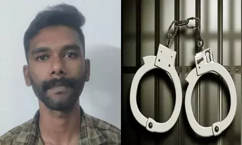 സൈനികന്റെ വീട്ടിൽ ചിലരുടെ വരവിലും പോക്കിലും സംശയം; പരിശോധനയിൽ കിടപ്പുമുറിയിൽ കഞ്ചാവ്; 1.115 കിലോ വരെ പിടിച്ചെടുത്തു; കൈയ്യോടെ പൊക്കി പോലീസ്