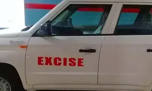 തിരുവനന്തപുരത്ത് വൻ കഞ്ചാവ് വേട്ട; മിന്നൽ പരിശോധനയിൽ എക്‌സൈസ് പിടികൂടിയത് അഞ്ചര കിലോയിലധികം കഞ്ചാവ്; രണ്ട് പേർ പിടിയിൽ