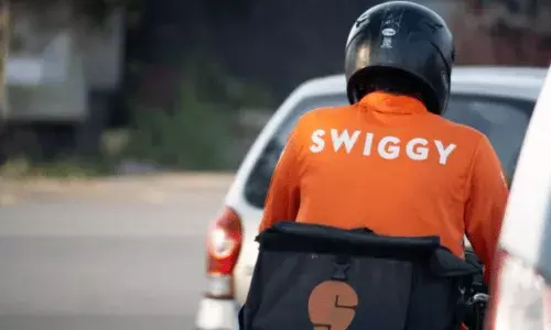 ഓർഡർ ചെയ്ത ഭക്ഷണം ഡെലിവറി ബോയ് കഴിച്ചു; പിന്നാലെ ഡെലിവറി ചെയ്തതായി രേഖപ്പെടുത്തി; നഷ്ടപരിഹാരം നൽകാൻ ഞങ്ങൾക്ക് കഴിയില്ല,അതിനുള്ള വ്യവസ്ഥകളില്ല; കസ്റ്റമറുടെ പരാതി കേട്ട സ്വിഗ്ഗിയുടെ മറുപടി