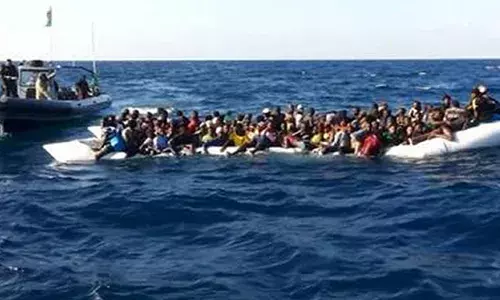 ആഫ്രിക്കന്‍ രാജ്യമായ മൊസാംബിക്കില്‍ ബോട്ട് മുങ്ങി മൂന്ന് ഇന്ത്യക്കാര്‍ മരിച്ചു; ഒരു മലയാളി ഉള്‍പ്പെടെ അഞ്ച് ഇന്ത്യക്കാരെ കാണാതായി: അപകടം ഉണ്ടായത് കപ്പലില്‍ ജോലിക്ക് കയറുന്നതിനായി ബോട്ടില്‍ പോയപ്പോള്‍