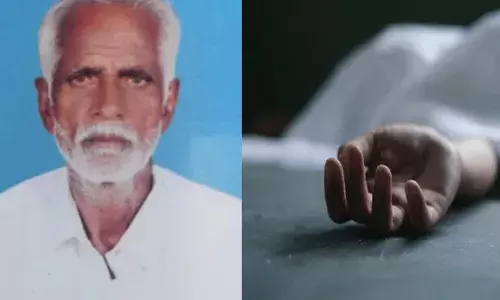 ഒരു അവധി ചോദിച്ചാൽ പോലും തരാൻ മടിയാണ്..!!; ജീവിതം മടുത്ത് അവസാനമായി കത്തെഴുതി വച്ച് കടുംകൈ; പഞ്ചായത്ത് ഓഫിസിന് മുന്നിൽ ജീവനൊടുക്കി ജീവനക്കാരൻ; ശമ്പളം മുടങ്ങിയിട്ട് മാസങ്ങളായെന്നും പരാതി