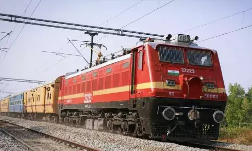 ആലപ്പുഴ ജില്ലയിലെ യാത്രക്കാര്‍ക്ക് ആശ്വാസം; ഹംസഫര്‍ എക്‌സ്പ്രസിനും രാജ്യറാണി എക്‌സ്പ്രസിനും പുതിയ സ്റ്റോപ്പുകള്‍; തീരുമാനം കേന്ദ്ര റെയില്‍വേ മന്ത്രാലയം അംഗീകരിച്ചതായി എംപി കെ.സി. വേണുഗോപാല്‍