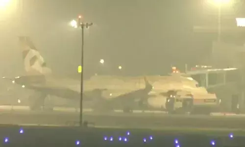 യാത്രക്കാരന്‍ ബോധംകെട്ട് വീണു; മദീനയിലേക്ക് പോയ സൗദി എയര്‍ലൈന്‍സ് വിമാനത്തിന് തിരുവനന്തപുരത്ത് അടിയന്തര ലാന്‍ഡിങ്