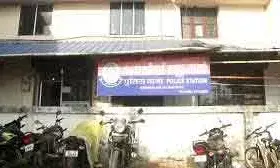 തിരുവനന്തപുരത്ത് താമസിക്കുന്ന മാണിക്യന്‍ അനുജനോടൊപ്പം ദീപാവലി ആഘോഷിക്കാനാണ് ചോറ്റാനിക്കരയിലെത്തി; മദ്യപാനം വഴക്കായി; അനുജനെ പെട്രോള്‍ ഒഴിച്ച് കത്തിച്ച് ചേട്ടന്‍; ചോറ്റാനിക്കര ക്ഷേത്ര പാര്‍ക്കിങ് ഗ്രൗണ്ടില്‍ സംഭവിച്ചത്