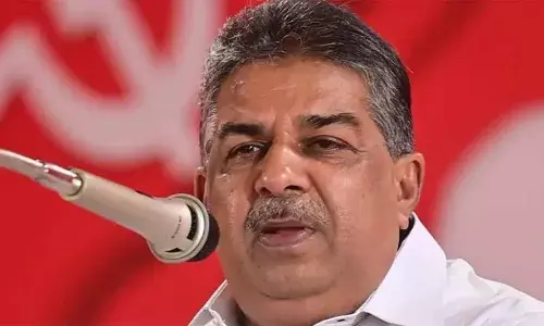 ജി. സുധാകരന്‍ പാര്‍ട്ടിയില്‍ നിന്ന് അകന്നു എന്നത് മാധ്യമ സൃഷ്ടി; സുധാകരന് തന്നെ വിമര്‍ശിക്കാനുള്ള അവകാശമുണ്ട്; ഞങ്ങള്‍ തമ്മിലുള്ളത് നല്ല കെമിസ്ട്രി; നേരില്‍ കാണുമെന്ന് മന്ത്രി സജി ചെറിയാന്‍