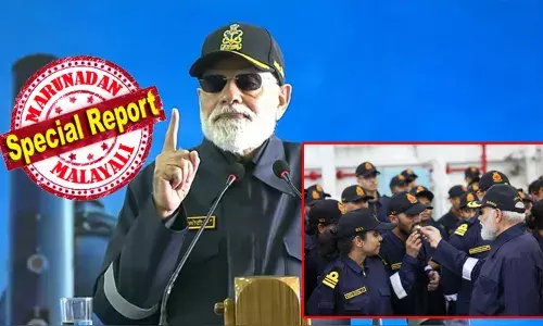 ഐ.എൻ.എസ് വിക്രാന്തിന്റെ പേര് കേട്ട് മാത്രം പാക്കിസ്ഥാന്റെ ഉറക്കം നഷ്ടപ്പെട്ടു; രാജ്യത്തിന്റെ അഭിമാനമായ വിമാനവാഹിനിക്കപ്പലിൽ നാവികസേനാംഗങ്ങൾക്കൊപ്പം ദീപാവലി ആഘോഷിച്ച് പ്രധാനമന്ത്രി നരേന്ദ്ര മോദി; വൈറലായി വീഡിയോ