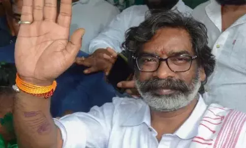 ബിഹാര്‍ തെരഞ്ഞെടുപ്പില്‍ മത്സരിക്കാനില്ലെന്ന് ജെ.എം.എം; ഝാര്‍ഗണ്ഡില്‍ ഇന്‍ഡ്യ സഖ്യം പുനഃപരിശോധിക്കുമെന്നും ഭീഷണി; തനിച്ച് മത്സരിക്കുമെന്ന് പ്രഖ്യാപിച്ചതിന് പിന്നാലെ തിരുത്തല്‍