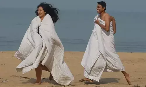 വിവാഹത്തിന്റെ സേവ് ദ ഡേറ്റ് മോഡലില്‍ ഒരു സിനിമാ പോസ്റ്റര്‍; അല്‍ത്താഫ്-അനാര്‍ക്കലി ടീമിന്റെ ഇന്നസെന്റ് റിലീസ് തീയതി പുറത്ത്