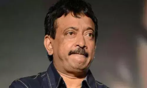 ഇന്ത്യയിൽ ഒരു ദിവസം മാത്രമേ ദീപാവലി ഉള്ളൂ, ഗസ്സയിൽ എല്ലാ ദിവസവും ദീപാവലിയാണ്; വിവാദ പോസ്റ്റുമായി സംവിധായകൻ; രാംഗോപാൽ വർമ്മയിൽ നിന്നും ഇത് പ്രതീക്ഷിച്ചിരുന്നില്ലെന്ന് ആരാധകർ