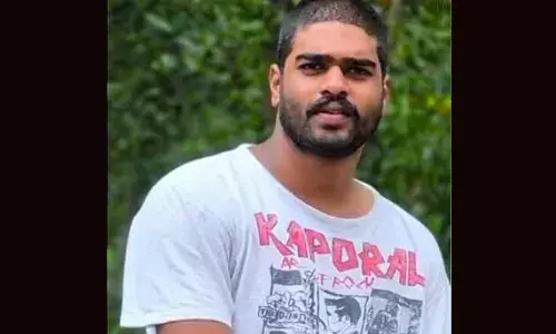 കുട്ടിക്കാനത്ത് ബൈക്കും ലോറിയും കൂട്ടിയിടിച്ച് യുവാവ് മരിച്ചു; അപകടം മുറിഞ്ഞപുഴയ്ക്കും വളഞ്ഞങ്ങനത്തിനും ഇടയില്‍; മരണമടഞ്ഞത് വാഴവര സ്വദേശി അതുല്‍ സണ്ണി