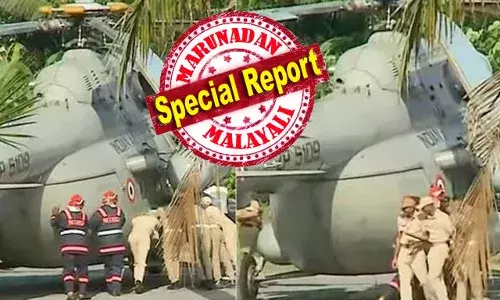 രാത്രി വൈകി കോണ്‍ക്രീറ്റ് ചെയ്തത് സ്ഥിരീകരിച്ച് പിഡബ്ല്യൂഡി; ആദ്യം നിശ്ചയിച്ച സ്ഥലത്ത് നിന്നും അഞ്ചടി മാറി ലാന്‍ഡ് ചെയ്തത് സെറ്റാവാത്ത കോണ്‍ക്രീറ്റുള്ളിടത്ത്; പോലീസും ഫയര്‍ഫോഴ്‌സും ചേര്‍ന്ന് ആ ഹെലികോപ്ടര്‍ തള്ളി നീക്കി എത്തിച്ചത് ഉറച്ച പ്രതലത്തിലേക്ക്; മോദിയും പ്രിയങ്കയും വന്നപ്പോള്‍ കോണ്‍ക്രീറ്റ് വേണ്ടിയിരുന്നില്ല; രാഷ്ട്രപതി സഞ്ചരിച്ച ഹെലികോപ്റ്റര്‍ ഹെലിപാഡില്‍ താഴുന്നത് ആദ്യമോ? പ്രമാടത്തെ വിവാദം ദേശീയ ചര്‍ച്ചകളില്‍