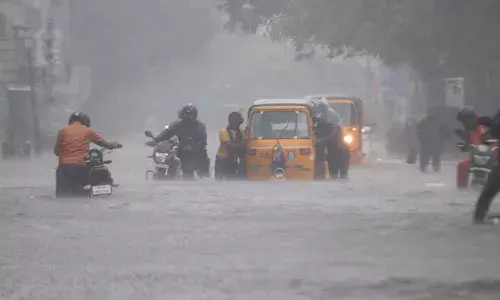 തമിഴ്‌നാട്ടില്‍ മഴക്കെടുതിയില്‍ രണ്ട് മരണം; വീടിന്റെ ചുമരിടിഞ്ഞു വീണ് അപകടം