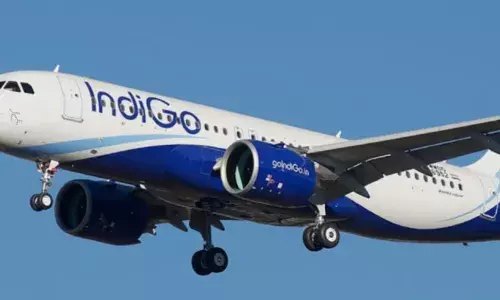 ഇന്ധനച്ചോര്‍ച്ച ശ്രദ്ധയില്‍പ്പെട്ടത് പറന്നുയര്‍ന്ന ശേഷം; വാരണാസിയില്‍ ഇന്‍ഡിഗോ വിമാനത്തിന് അടിയന്തര ലാന്‍ഡിങ്