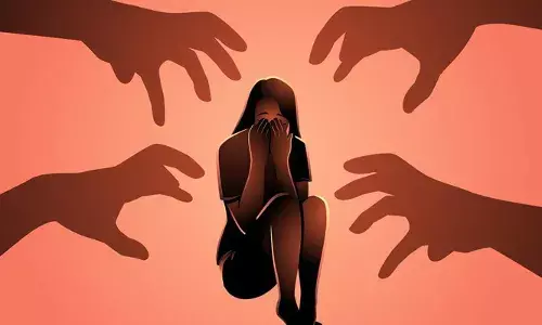 വീട്ടില്‍ അതിക്രമിച്ചു കയറി കൂട്ടബലാത്സംഗം; ശേഷം കവര്‍ച്ച നടത്തി പ്രതികള്‍; സംഭവത്തില്‍ മൂന്ന് പേരെ അറസ്റ്റ് ചെയ്ത് പോലിസ്: രണ്ടു പേര്‍ക്കായി തിരച്ചില്‍