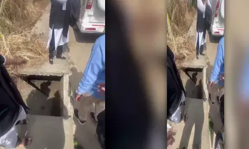 ഒരു സെമിനാർ കഴിഞ്ഞ് മടങ്ങുന്നതിനിടെ അപകടം; അഴുക്ക് ചാലിന്റെ സ്ലാബ് തകർന്ന് വീണ് വിദ്യാർത്ഥിനിക്ക് പരിക്ക്; ആശുപത്രിയിൽ പ്രവേശിപ്പിച്ചു; സംഭവം പാലക്കാട്