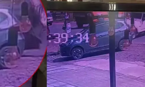 കാറിടിച്ച് ജീപ്പ് തലകീഴായി മറിഞ്ഞ് അപകടം; ജീപ്പ് യാത്രക്കാരായ രണ്ടുപേർക്ക് പരിക്കേറ്റു; ആശുപത്രിയിൽ പ്രവേശിപ്പിച്ചു; സംഭവം പാലക്കാട്