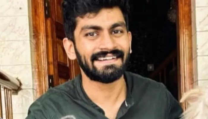 ബൈക്ക് നിയന്ത്രണം വിട്ട് മറിഞ്ഞ് അപകടം; യുവാവിന് ദാരുണാന്ത്യം; അപകടം ഗുഡ്സ് വാഹനം മറികടക്കാൻ ശ്രമിക്കുന്നതിനിടെ ബൈക്ക് നിയന്ത്രണം വിട്ട് മറിഞ്ഞ് അപകടം; യുവാവിന് ദാരുണാന്ത്യം; അപകടം ഗുഡ്സ് വാഹനം മറികടക്കാൻ ശ്രമിക്കുന്നതിനിടെ