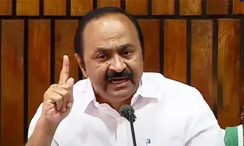 സിപിഎമ്മിന് വലുത് ബിജെപി, എല്ഡിഎഫില് തുടരേണ്ടതുണ്ടോ എന്ന് തീരുമാനിക്കേണ്ടത് സിപിഐ; സംസ്ഥാനത്ത് ആര്എസ്എസ് അജണ്ട നടപ്പാക്കുകയാണ് പിണറായി സര്ക്കാര്;  മുഖ്യമന്ത്രിക്ക് കേന്ദ്രത്തെ ഭയമെന്ന് പ്രതിപക്ഷ നേതാവ് സിപിഎമ്മിന് വലുത് ബിജെപി, എല്ഡിഎഫില് തുടരേണ്ടതുണ്ടോ എന്ന് തീരുമാനിക്കേണ്ടത് സിപിഐ; സംസ്ഥാനത്ത് ആര്എസ്എസ് അജണ്ട നടപ്പാക്കുകയാണ് പിണറായി സര്ക്കാര്;  മുഖ്യമന്ത്രിക്ക് കേന്ദ്രത്തെ ഭയമെന്ന് പ്രതിപക്ഷ നേതാവ്