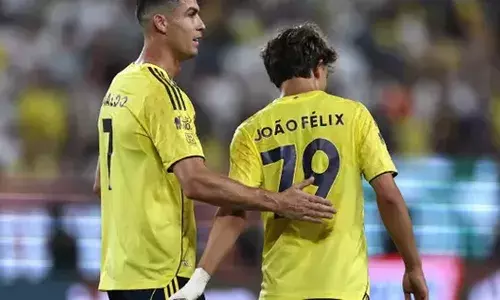 പോർച്ചുഗൽ സൂപ്പർ താരത്തെ കെട്ടിപ്പിടിച്ച് സെൽഫിയെടുത്തു; ഫോണിൽ നിന്നും ചിത്രം നീക്കം ചെയ്ത സുരക്ഷാ ഉദ്യോഗസ്ഥർ; മലയാളി ആരാധകൻ ഒരു രാത്രി മുഴുവൻ ജയിലിൽ; എഫ്‌സി ഗോവയ്ക്കും പിഴ