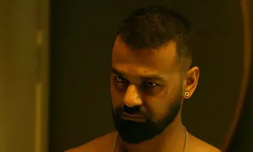 പ്രണവ് മോഹൻലാൽ നായകനാകുന്ന ഹൊറർ ത്രില്ലർ; ഡീയസ് ഈറേയുടെ അപ്ഡേറ്റെത്തി; ഭ്രമയുഗം സംവിധായകൻ ഒരുക്കുന്ന ചിത്രത്തിന്റെ ട്രെയ്ലർ എത്തുന്നു പ്രണവ് മോഹൻലാൽ നായകനാകുന്ന ഹൊറർ ത്രില്ലർ; ഡീയസ് ഈറേയുടെ അപ്ഡേറ്റെത്തി; ഭ്രമയുഗം സംവിധായകൻ ഒരുക്കുന്ന ചിത്രത്തിന്റെ ട്രെയ്ലർ എത്തുന്നു