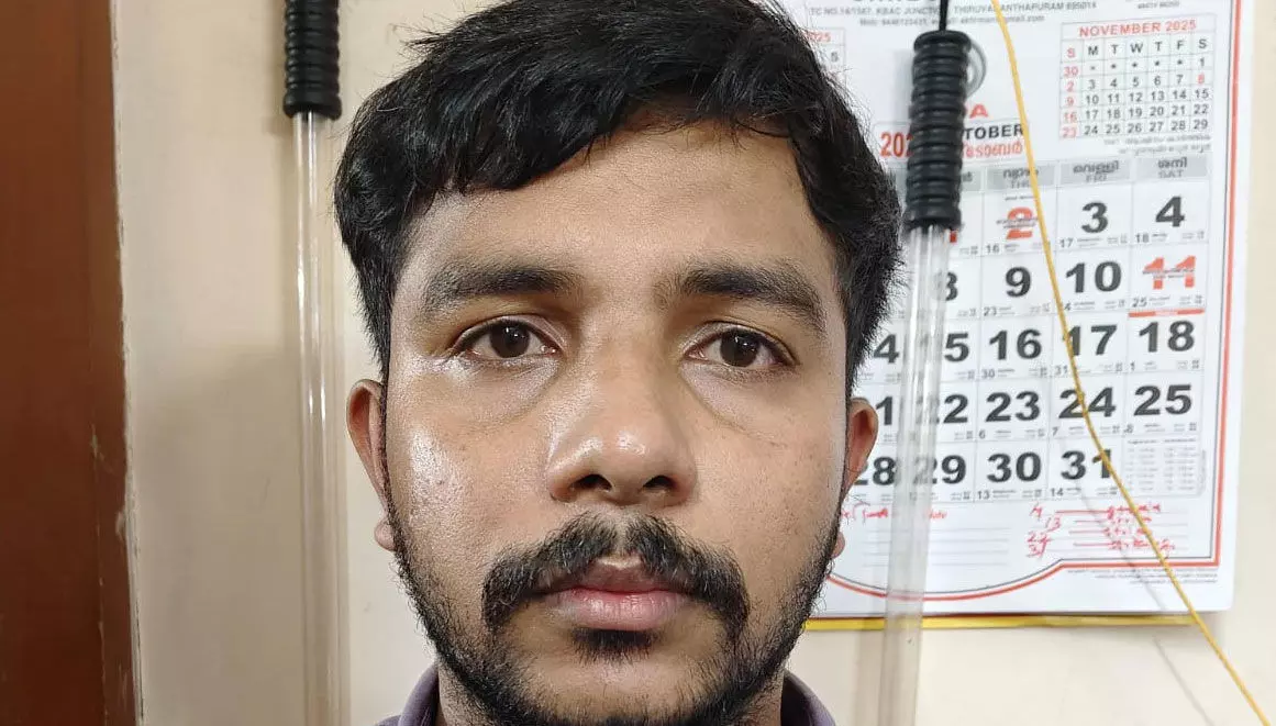 കണ്ണൂരില് 9.815 ഗ്രാം മെത്താ ഫിറ്റാമിനുമായി യുവാവ് അറസ്റ്റില്; പിടിയിലായത് ഇരിക്കൂറിലെ ഷാഹിം കണ്ണൂരില് 9.815 ഗ്രാം മെത്താ ഫിറ്റാമിനുമായി യുവാവ് അറസ്റ്റില്; പിടിയിലായത് ഇരിക്കൂറിലെ ഷാഹിം